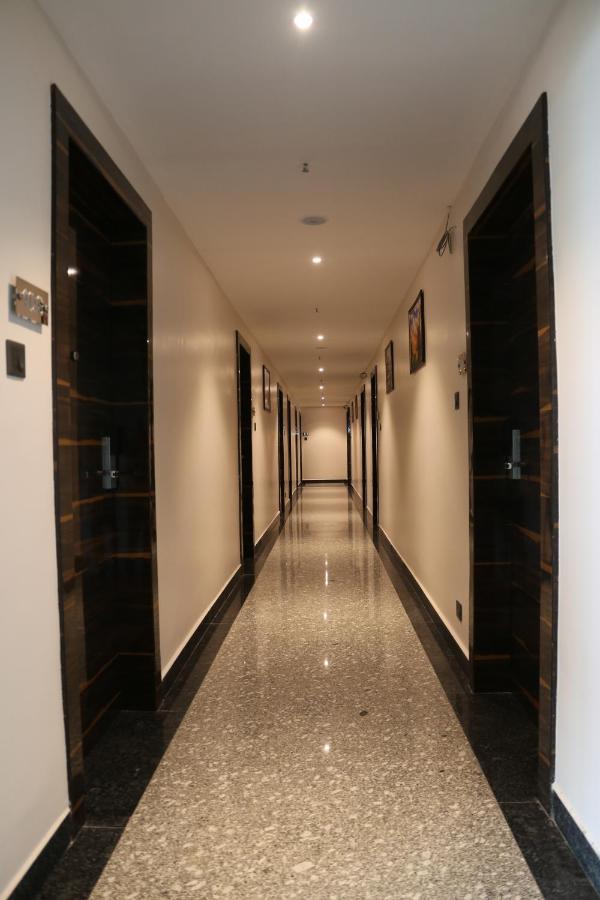 贾姆谢德布尔 The Pearl酒店 外观 照片